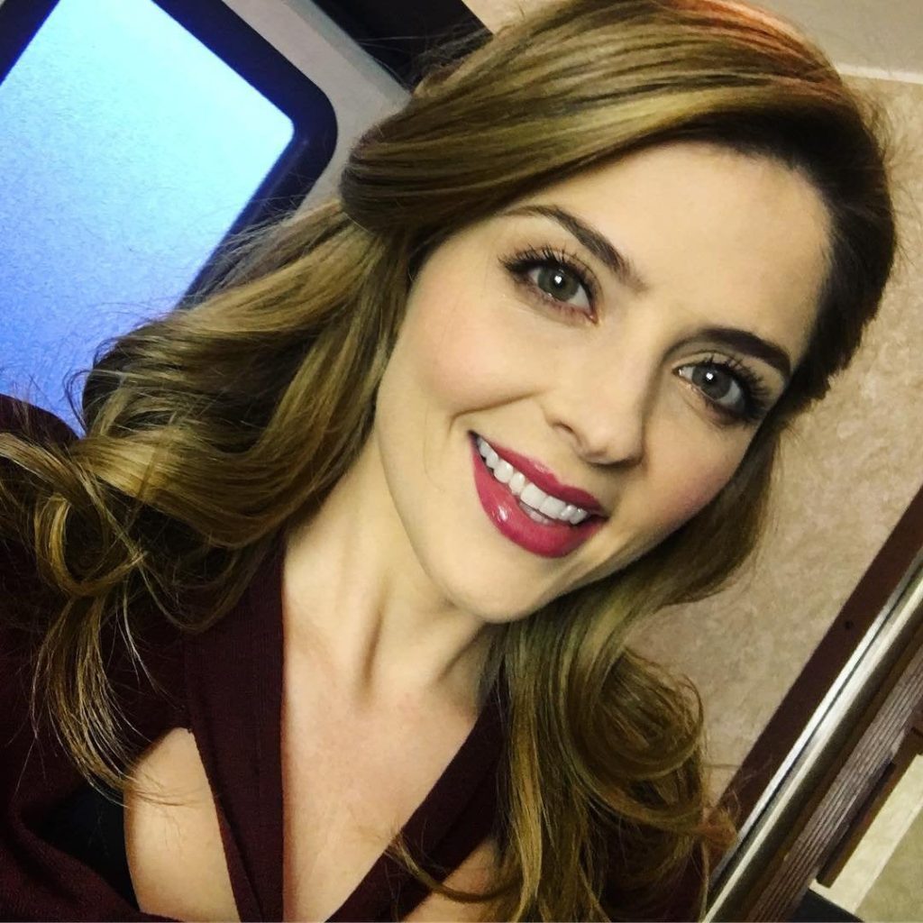 Jen Lilley nose job